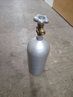 Nos tank