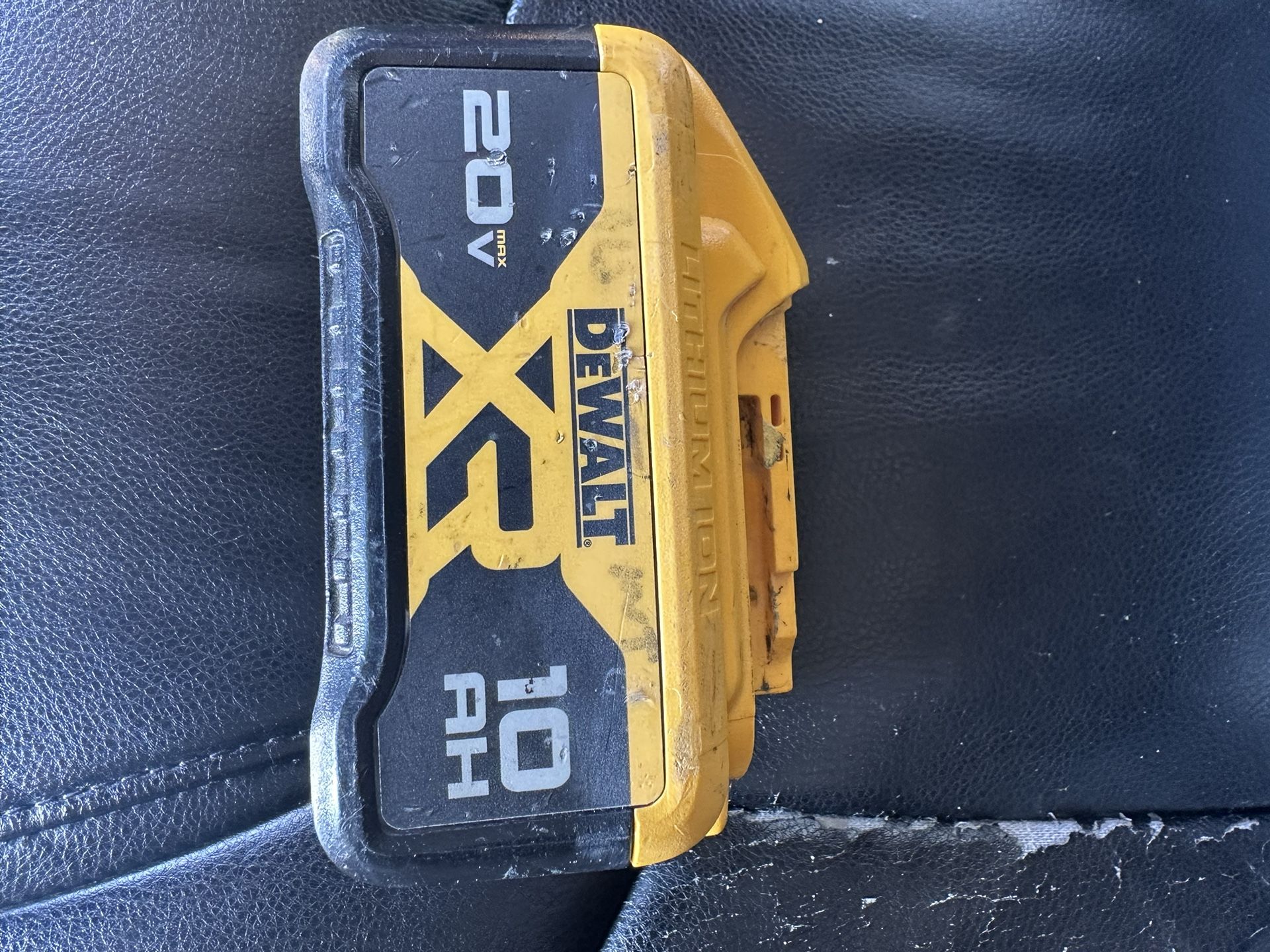 Dewalt Battery