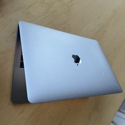 MacBook Pro 2017