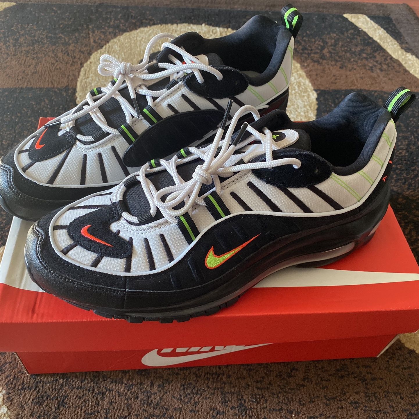 NIKE AIR MAX 98 for Sale in Los Angeles CA OfferUp