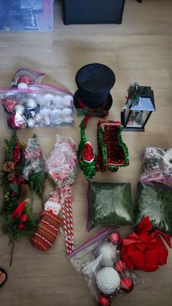 Christmas Decoration Bundle Lot
