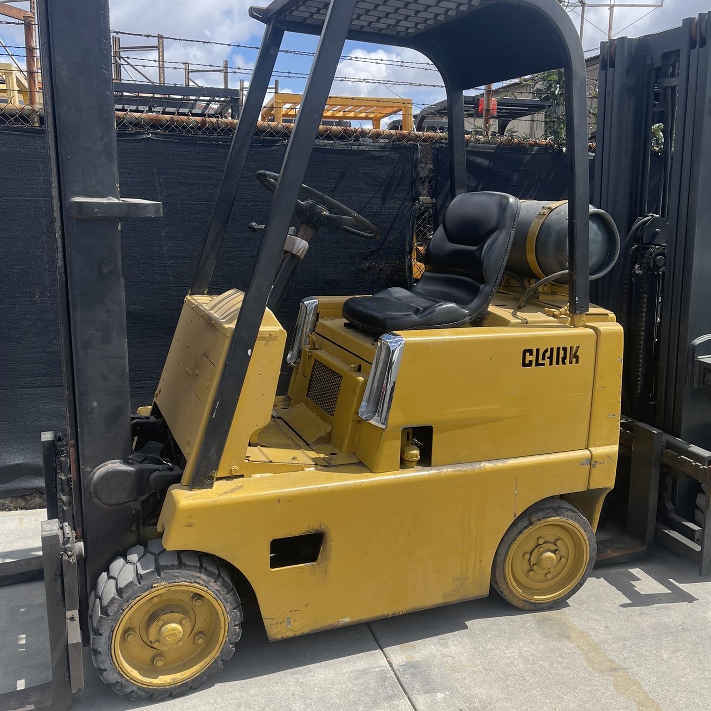 Clark Forklift 4000 Lbs Two Stage 