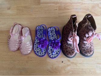 Girl shoes