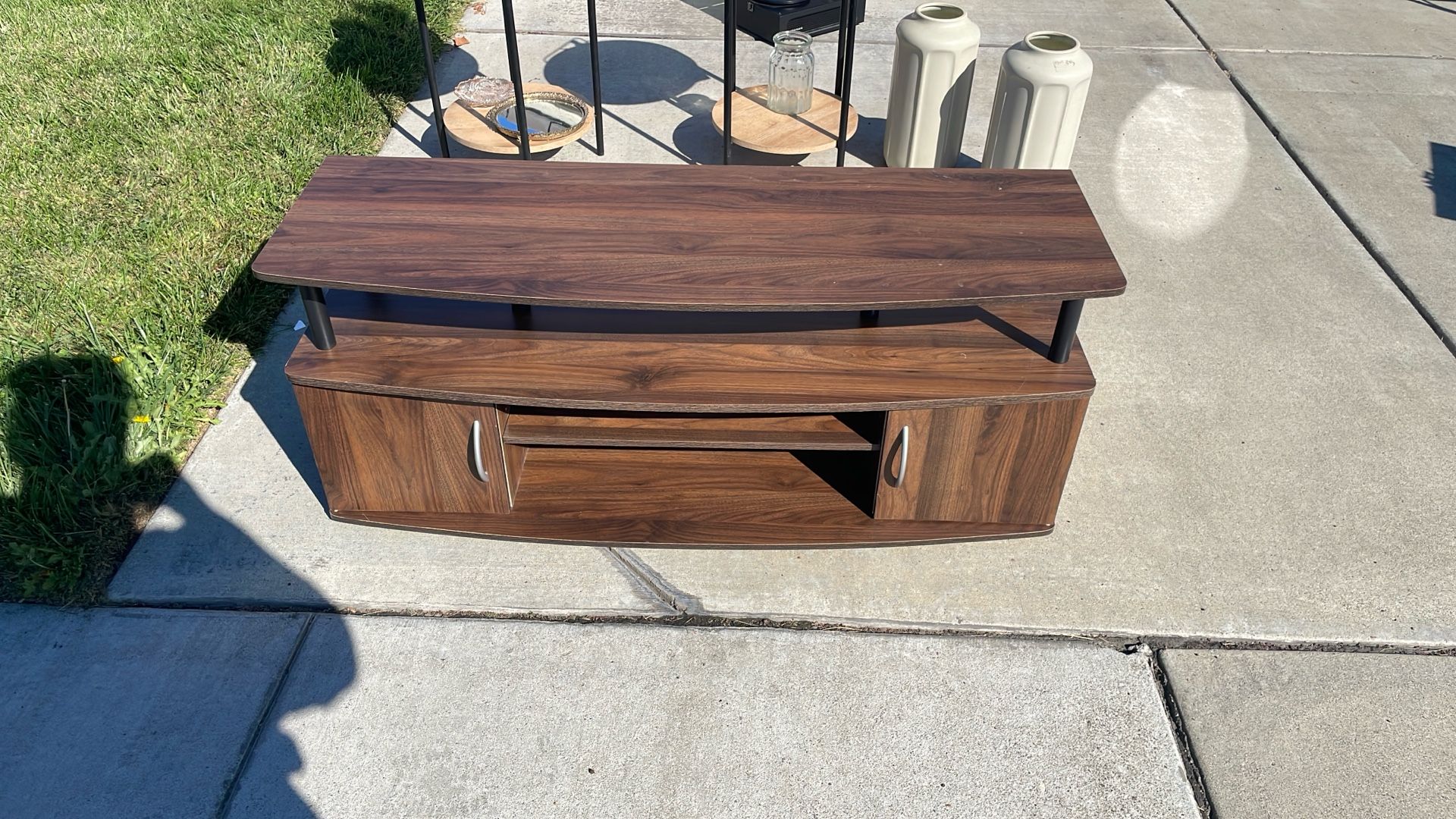 TV stand