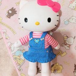 Hello Kitty Vinyl  Doll 13 Inches With Vintage Joey  Outfit Hard To Find