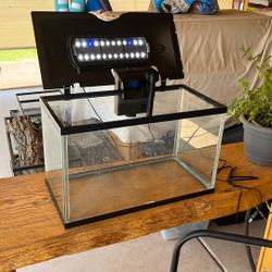 10 Gallon aquarium W/ hinged LED lid and HOB