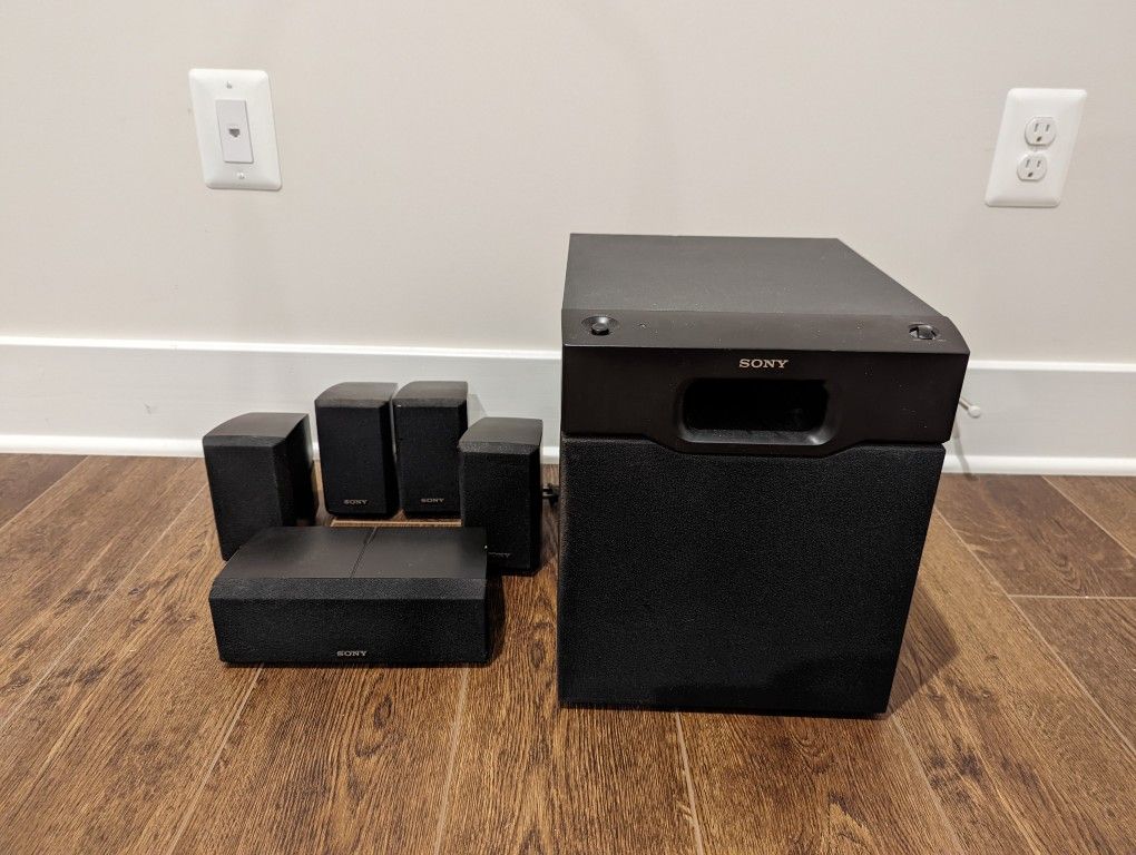Sony Surround Sound Speakers with Subwoofer