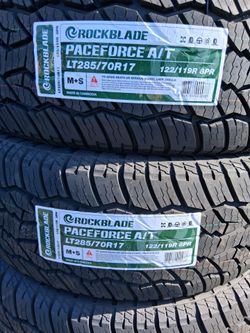 285-70-17 !!! ROCKBLADE A/T LT !!! $580 LAS 4 LLANTAS MONTADAS Y BALANCEO INCLUIDO 👌