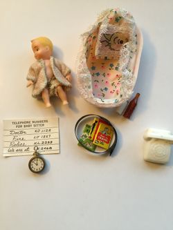 Barbie vintage 1960s Babysitting set