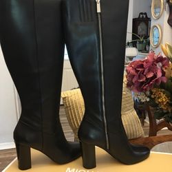 Michael KORS BOOTS SZ 9.5 BRAND NEW