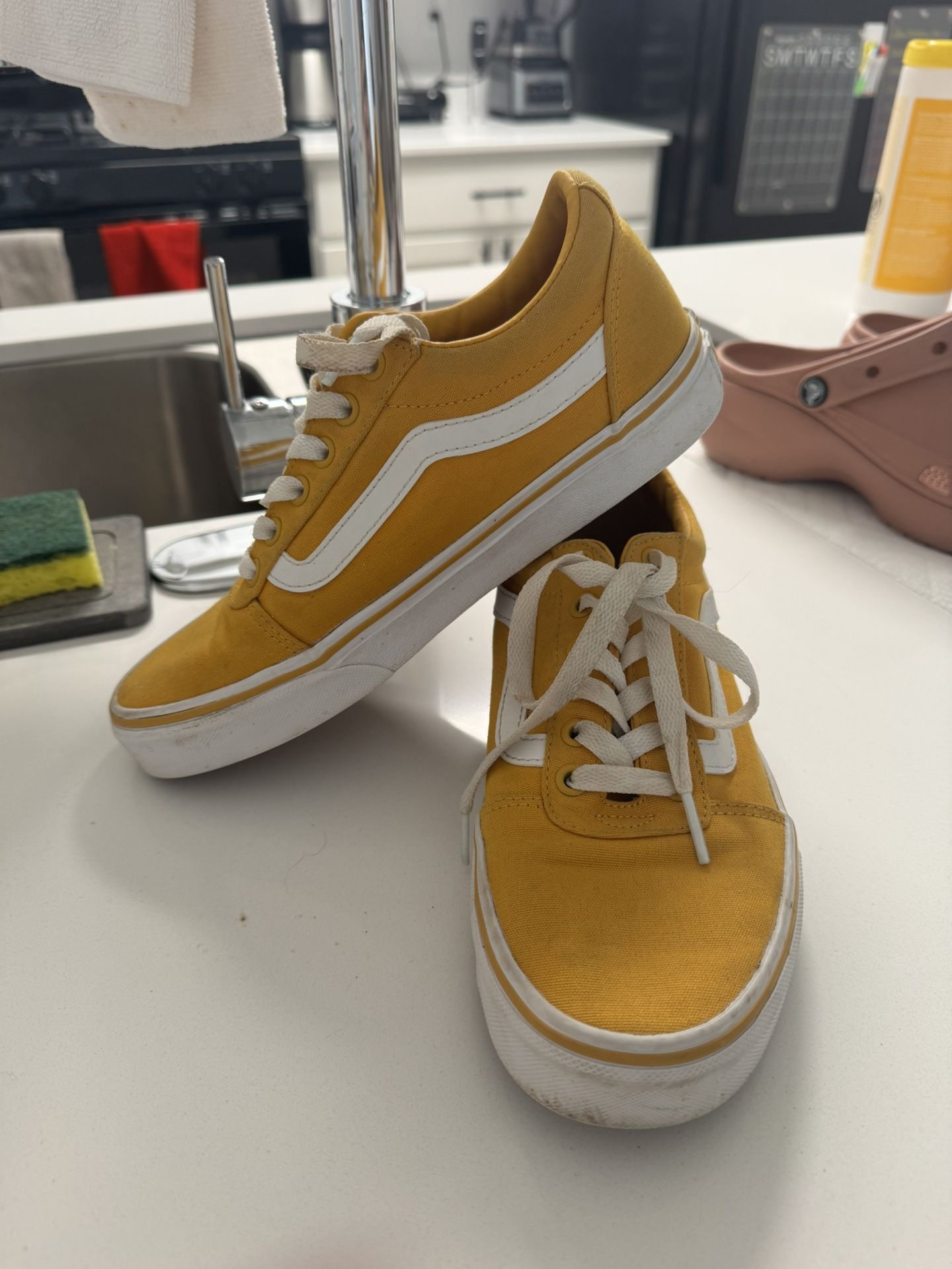 Vans Women Shoes 