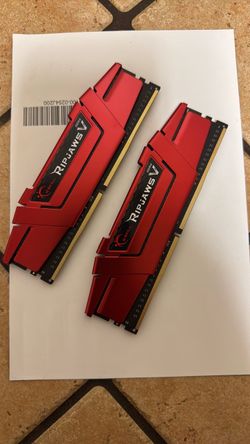 G.Skill Ripjaws V DDR4-3000 mhz RAM Kit (2 8Gb Sticks)