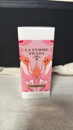 Prada la femme perfume