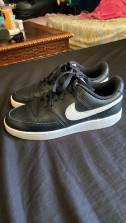 Nike low court shoes