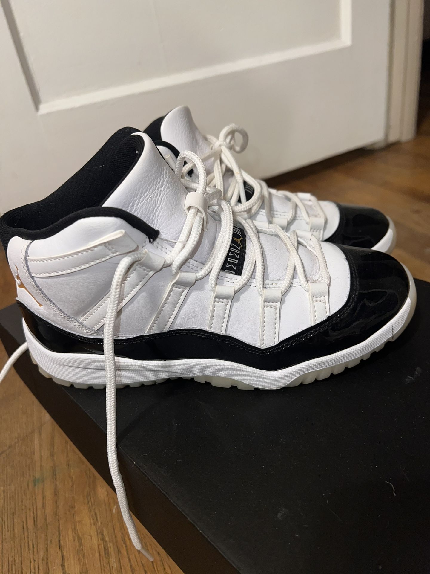 Jordan 11s 3y
