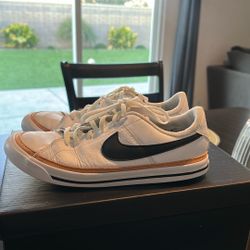 Nike US 6Y, used