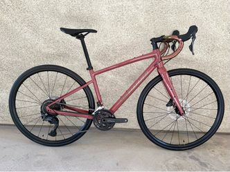 2026 Specialized Diverge 3 Alloy E5 Gravel Bike with Shimano Cues  - like new