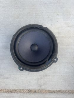 2020-2025 KIA SOUL REAR RIGHT SIDE DOOR AUDIO SPEAKER OEM 96330-K0000