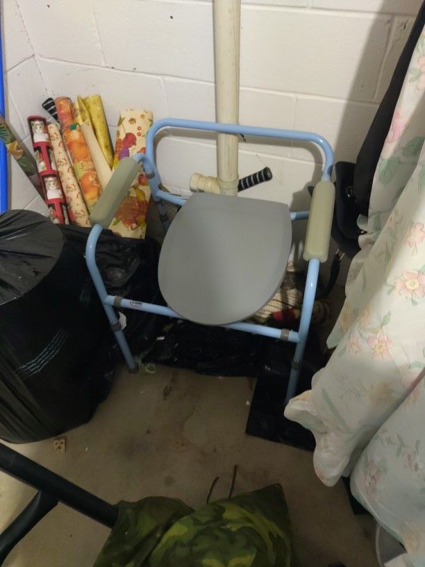 Portable Toilet