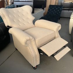 Wingedback Recliner