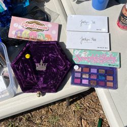 6 Lightly Used Eyeshadow Palettes 