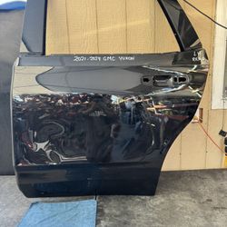 2021 2022 2023 2024 GMC YUKON LEFT REAR DOOR OEM USED 