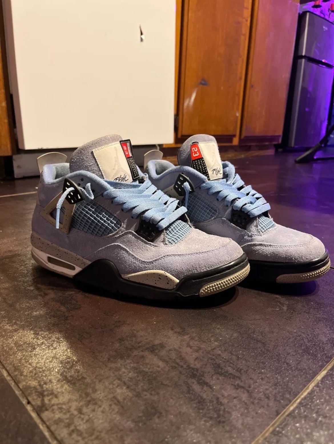Air Jordan 4 Retro University Blue