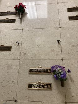Cemetery Niche For Two Inglewood Park