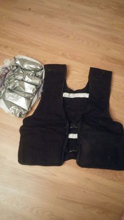 New. 20 lb weight vest