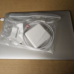 Apple Macbook Pro i5 16gb Ram 250gb 13" Screen 2018