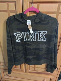 Brand New With Tag Victoria's Secret Camo Cropped Hoodie Sweatshirt 