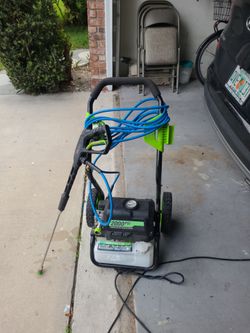 Greenworks 2000 PSI / 1.2 GPM Electric Pressure Washer - Great Condition