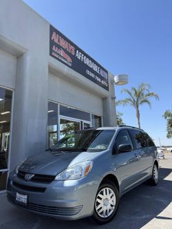 2004 Toyota Sienna