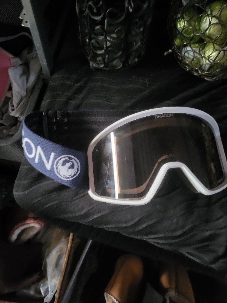 Dragon DX3 OTG snow goggles.