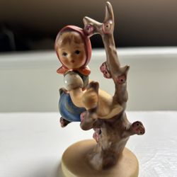 Hummel Apple tree Boy And Girl 