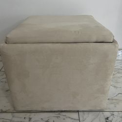 Ottoman w/ Storage and Tray