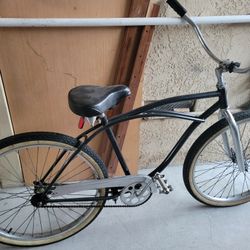 Old School Schwinn Cruiser 