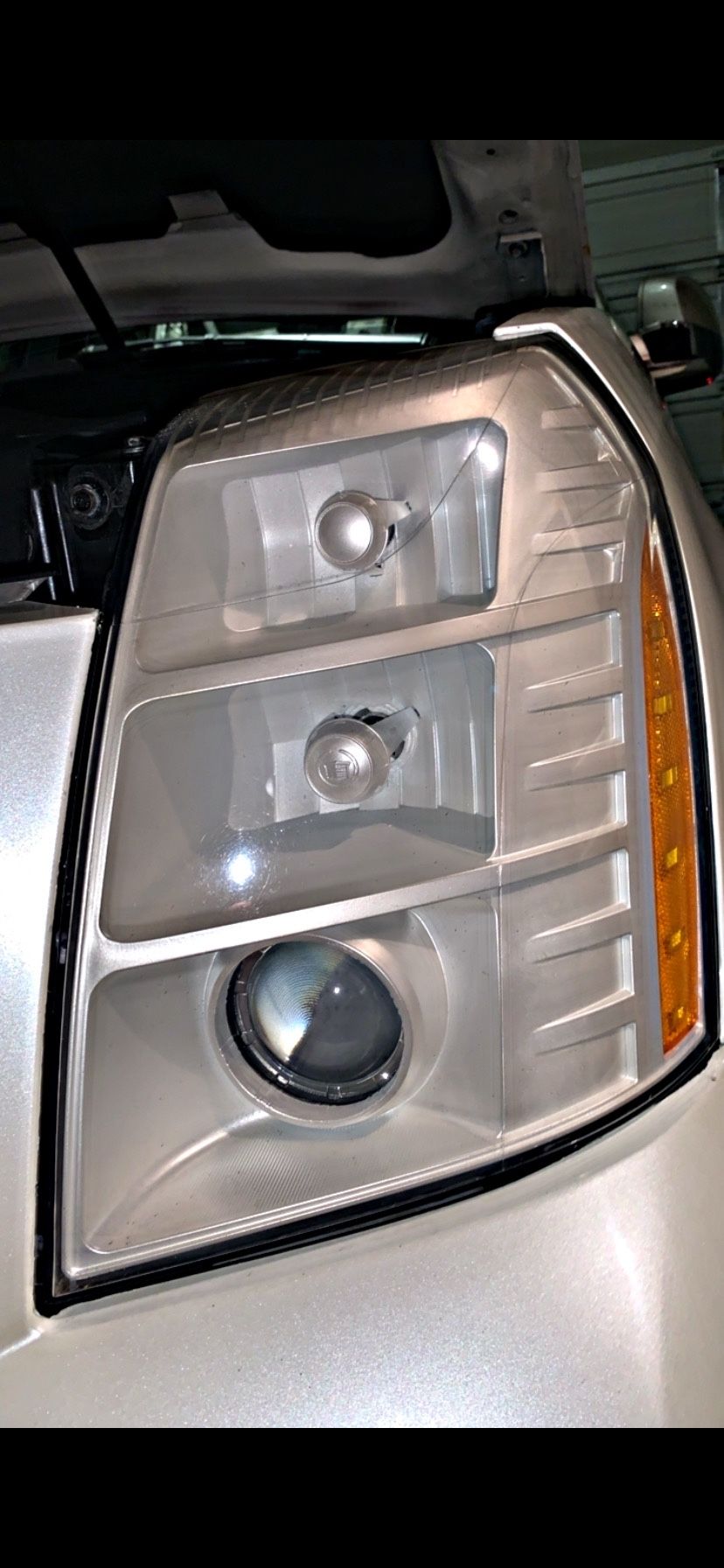 07-14 Escalade Head Lights