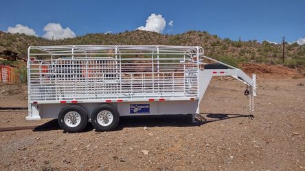 16' Gooseneck Stock Trailer