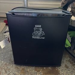Sunbeam Mini Fridge