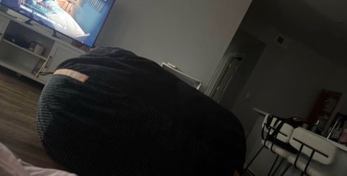 large black bingbag
