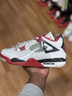 Air Jordan Fire Red 4's