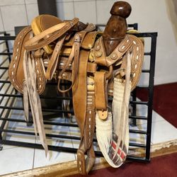 Mexican Saddle 