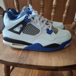 Mens Size 10 New
