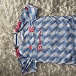 Men’s Soccer Jersey Size Large