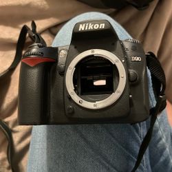 Nikon D90 
