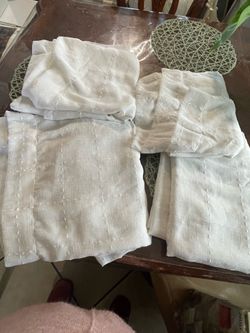 Curtains 2 panels