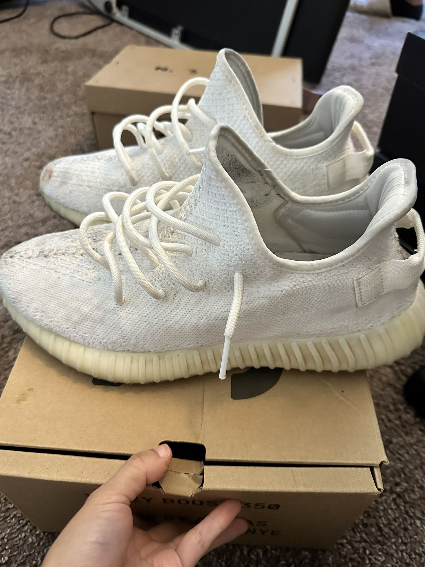 Yeezy 350 V2