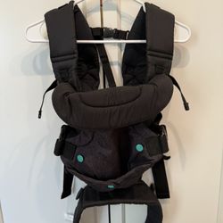 Infantino Baby Carrier 