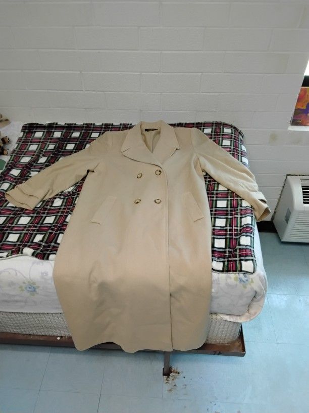 Alorna  Woman's Wool Trench Coat Large